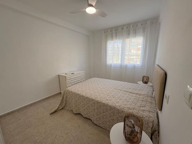3 slaapkamer Flat te huur in Algarrobo - € 950 (Ref: 10120044)
