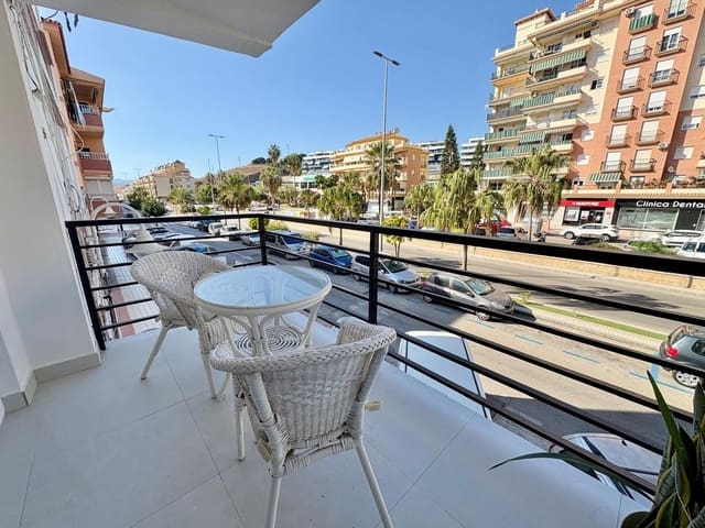 3 slaapkamer Flat te huur in Algarrobo - € 950 (Ref: 10120044)