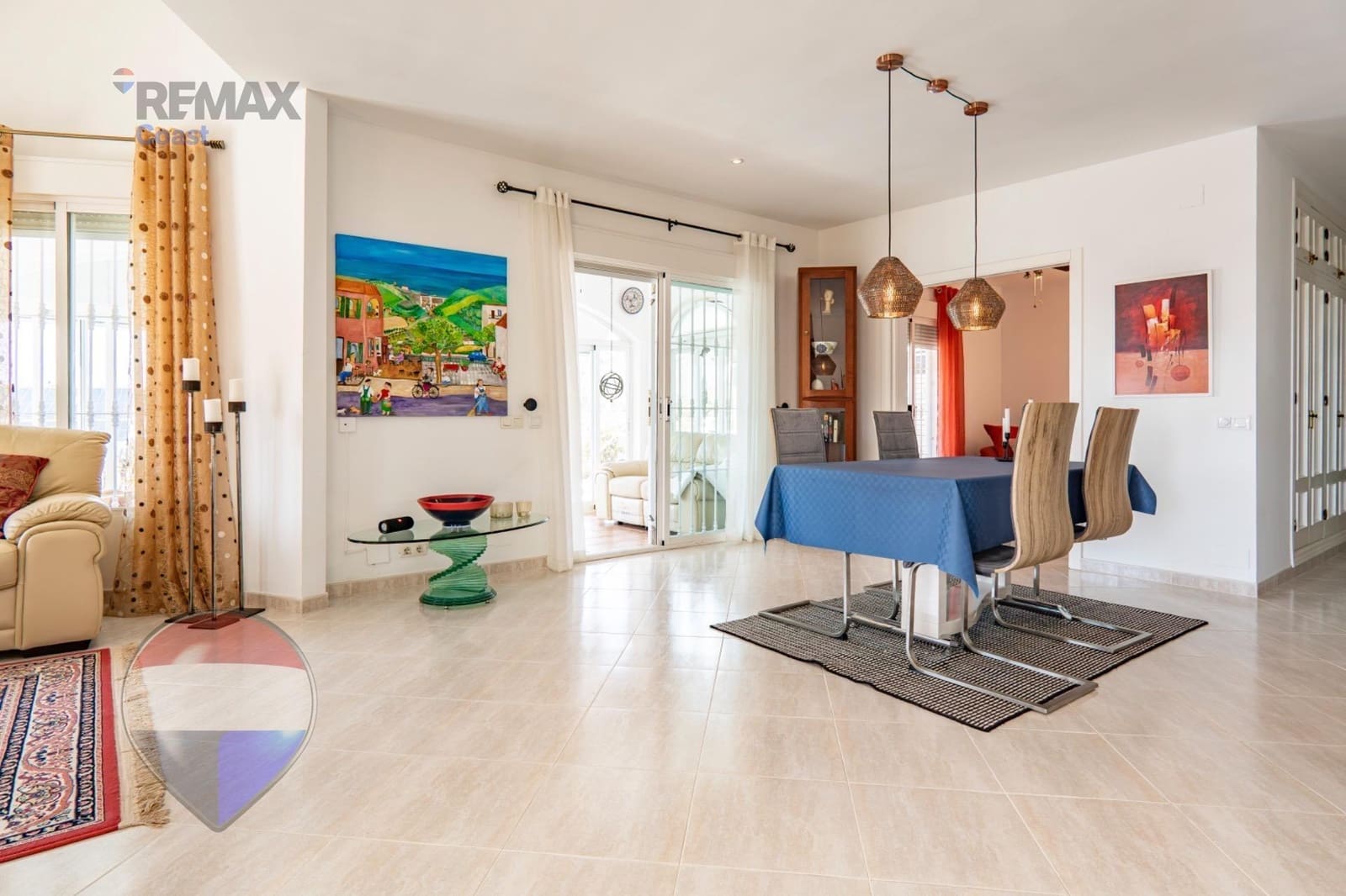 3 soveværelse Villa til salg i Benajarafe med swimmingpool garage - € 575.000 (Ref: 10136209)