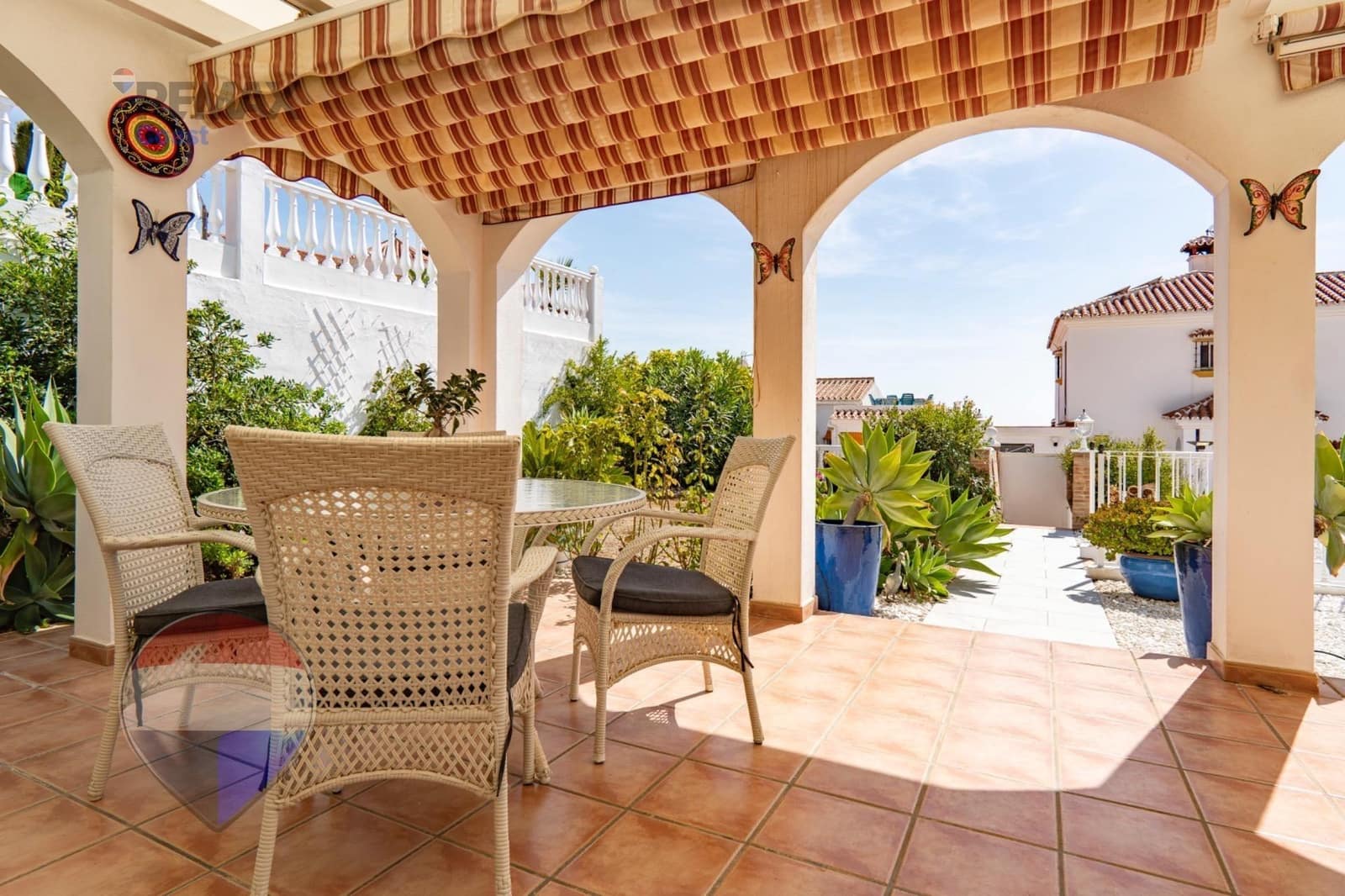 3 soveværelse Villa til salg i Benajarafe med swimmingpool garage - € 575.000 (Ref: 10136209)