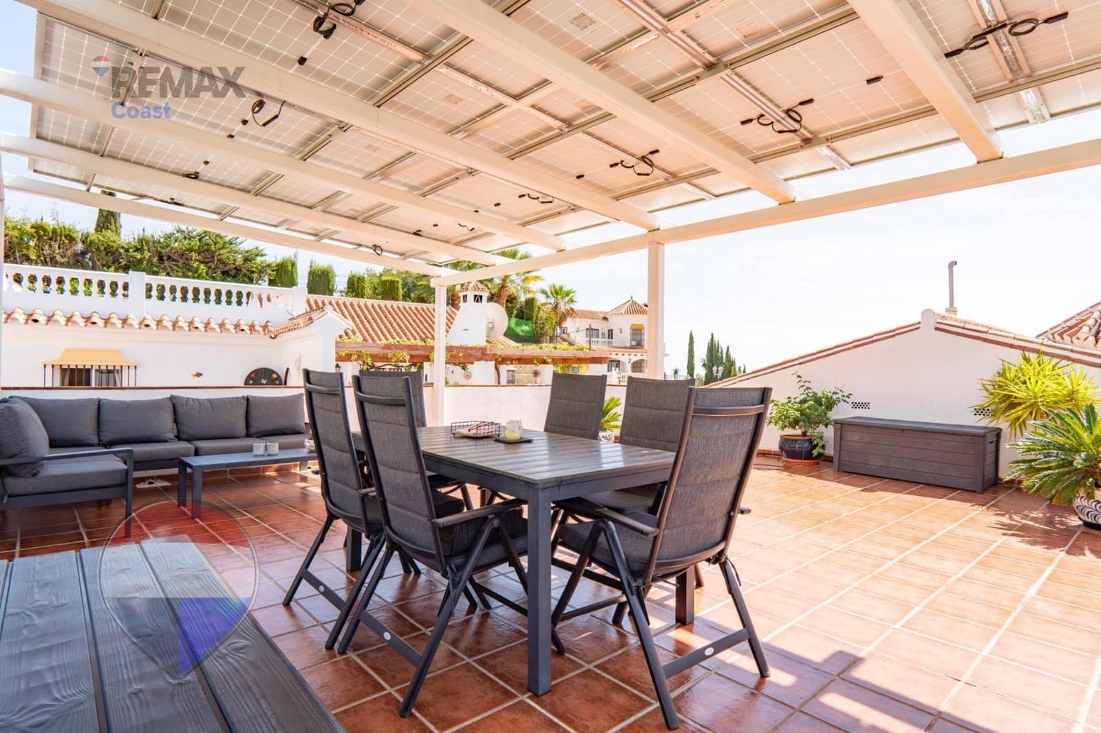 3 soveværelse Villa til salg i Benajarafe med swimmingpool garage - € 575.000 (Ref: 10136209)