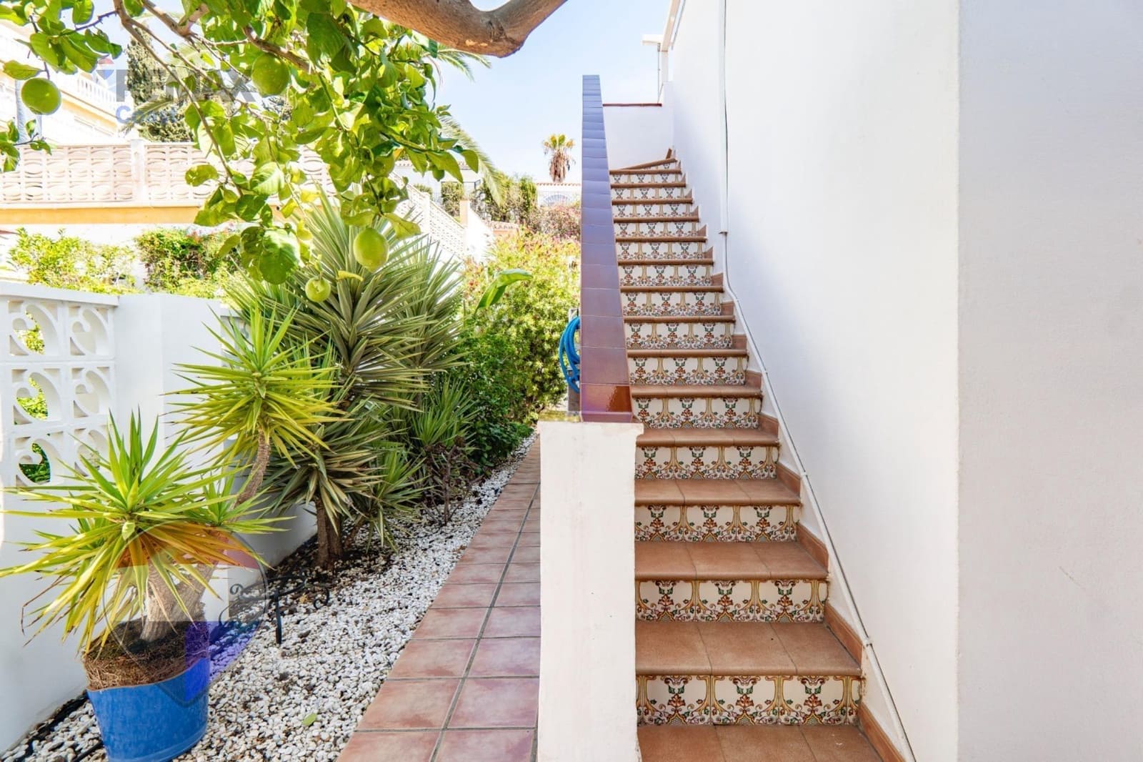3 soveværelse Villa til salg i Benajarafe med swimmingpool garage - € 575.000 (Ref: 10136209)