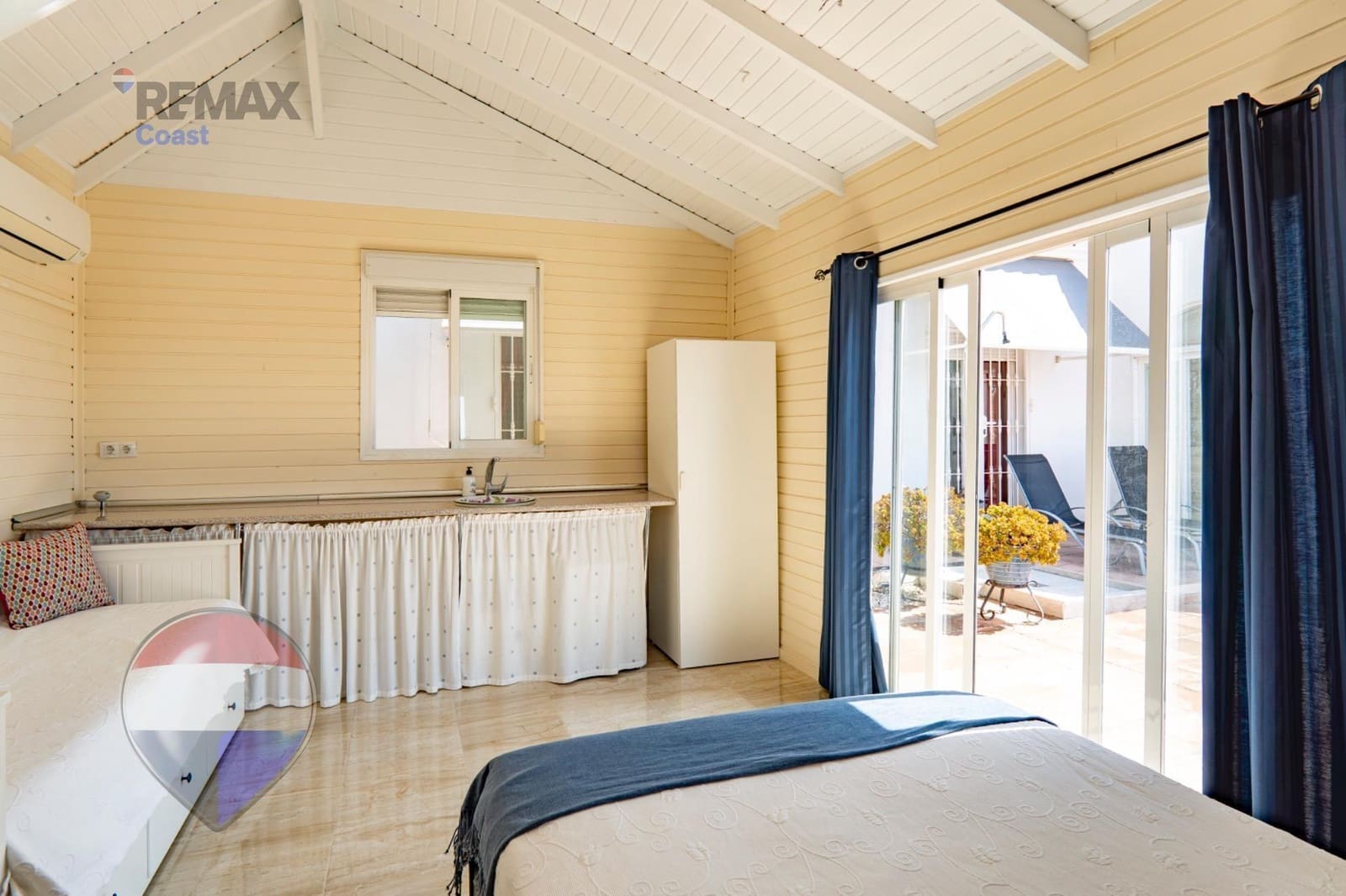 3 soveværelse Villa til salg i Benajarafe med swimmingpool garage - € 575.000 (Ref: 10136209)