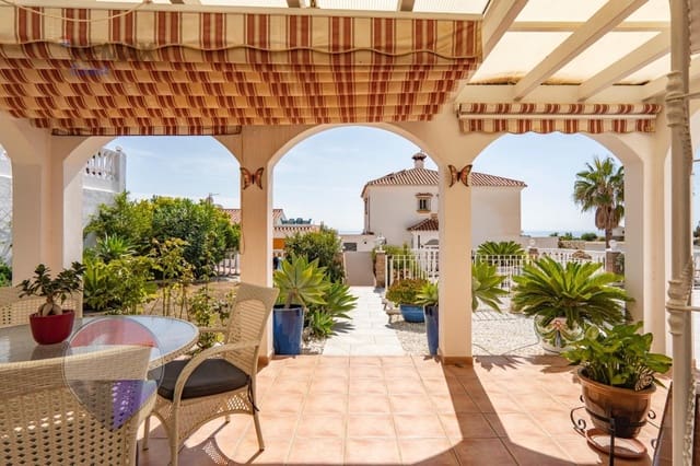 3 slaapkamer Villa te koop in Benajarafe, Vélez-Málaga met zwembad garage - € 575.000 (Ref: 10136209)