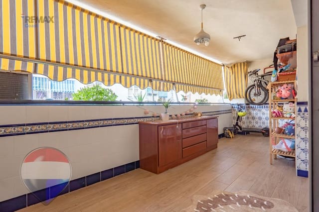 Piso de 4 habitaciones en Málaga ciudad en venta con garaje - 750.000 € (Ref: 10151459)