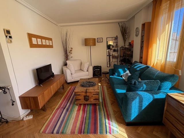 3 bedroom Flat for rent in Villanueva del Pardillo with pool garage - € 1,600 (Ref: 10157813)