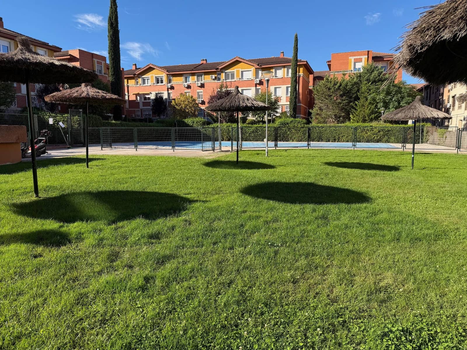 3 soveværelse Lejlighed til leje i Villanueva del Pardillo med swimmingpool garage - € 1.600 (Ref: 10157813)