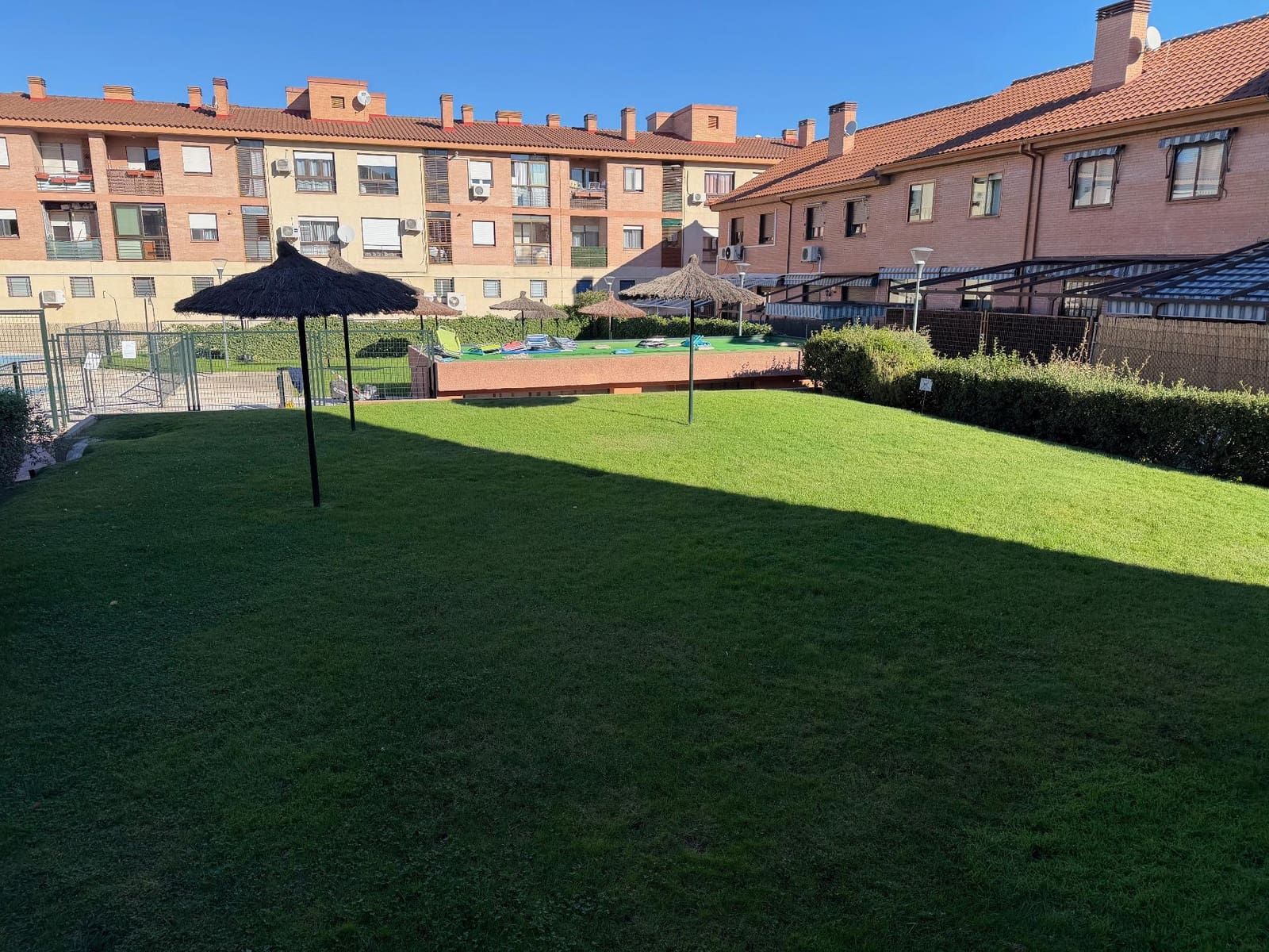 3 soveværelse Lejlighed til leje i Villanueva del Pardillo med swimmingpool garage - € 1.600 (Ref: 10157813)