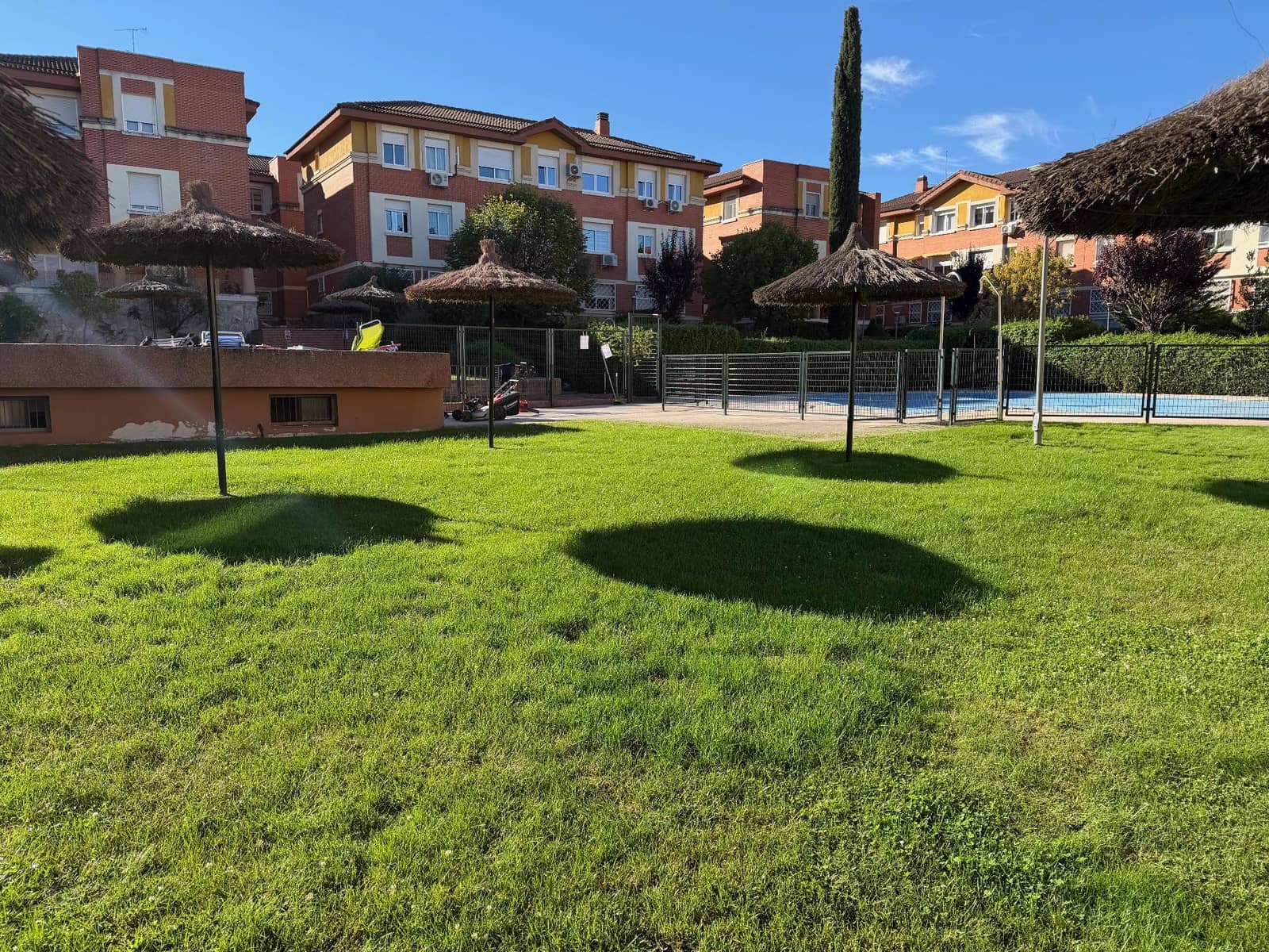 3 soveværelse Lejlighed til leje i Villanueva del Pardillo med swimmingpool garage - € 1.600 (Ref: 10157813)