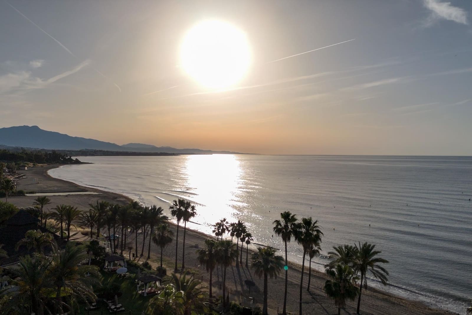 2 sypialnia Apartament na sprzedaż w Estepona z basenem - 995 000 € (Ref: 10159844)