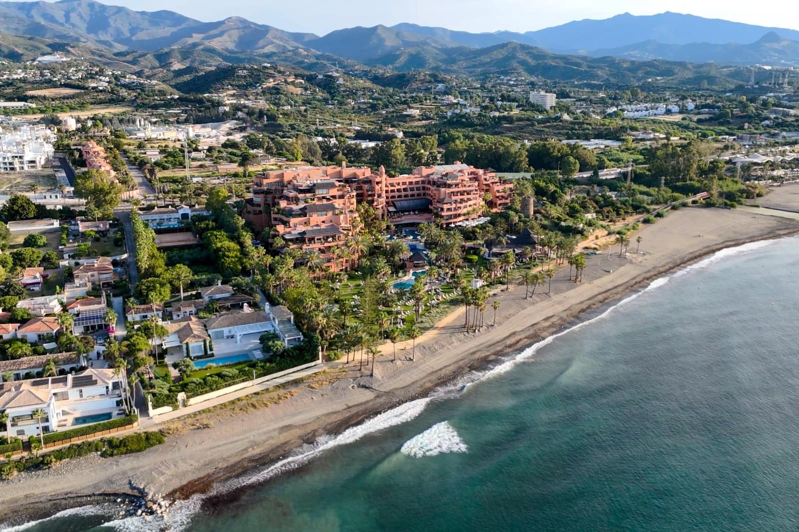 2 sypialnia Apartament na sprzedaż w Estepona z basenem - 995 000 € (Ref: 10159844)