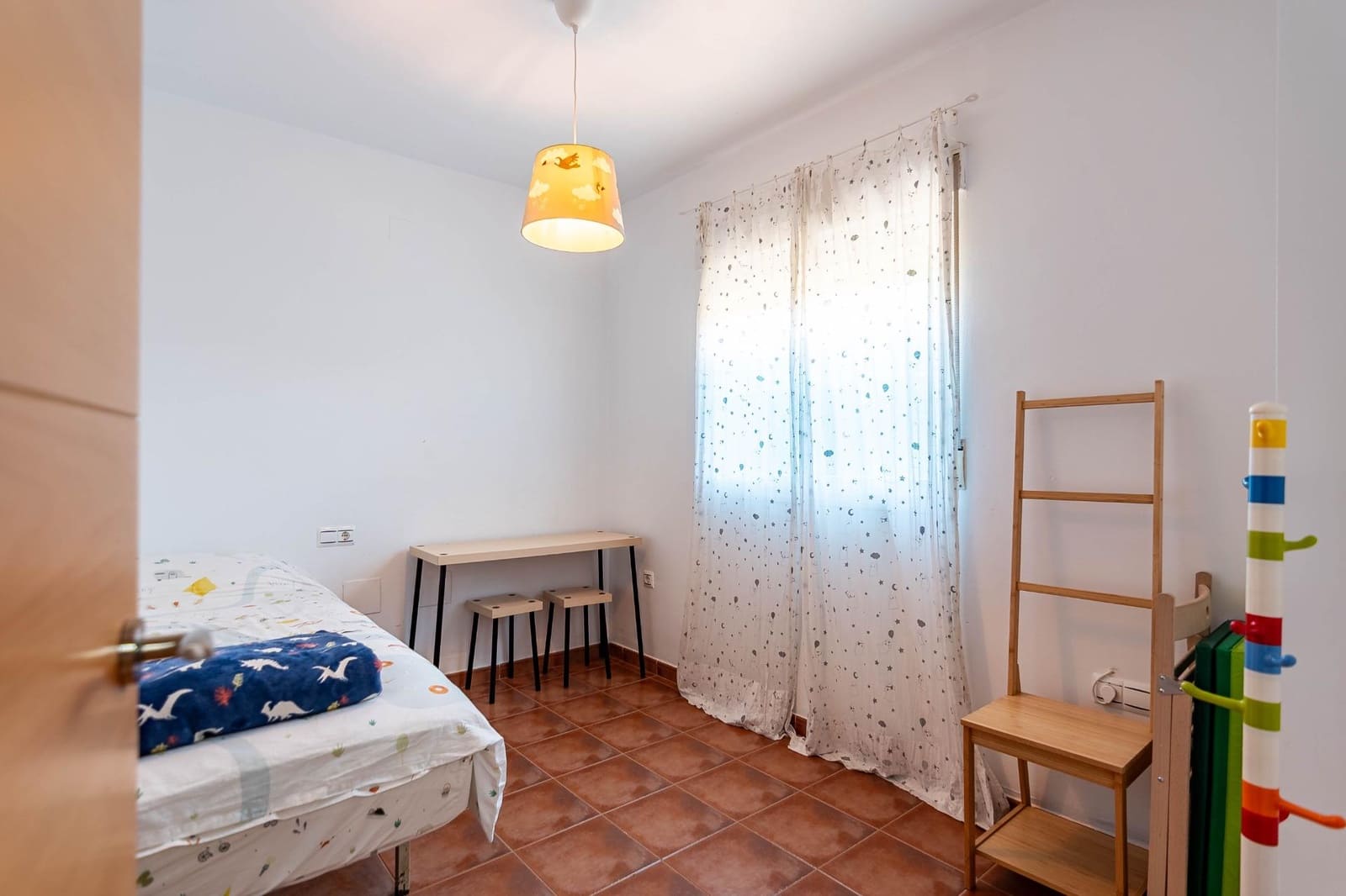 3 soverom Rekkehus til salgs i Sierra de Yeguas med svømmebasseng - € 160 000 (Ref: 10165177)