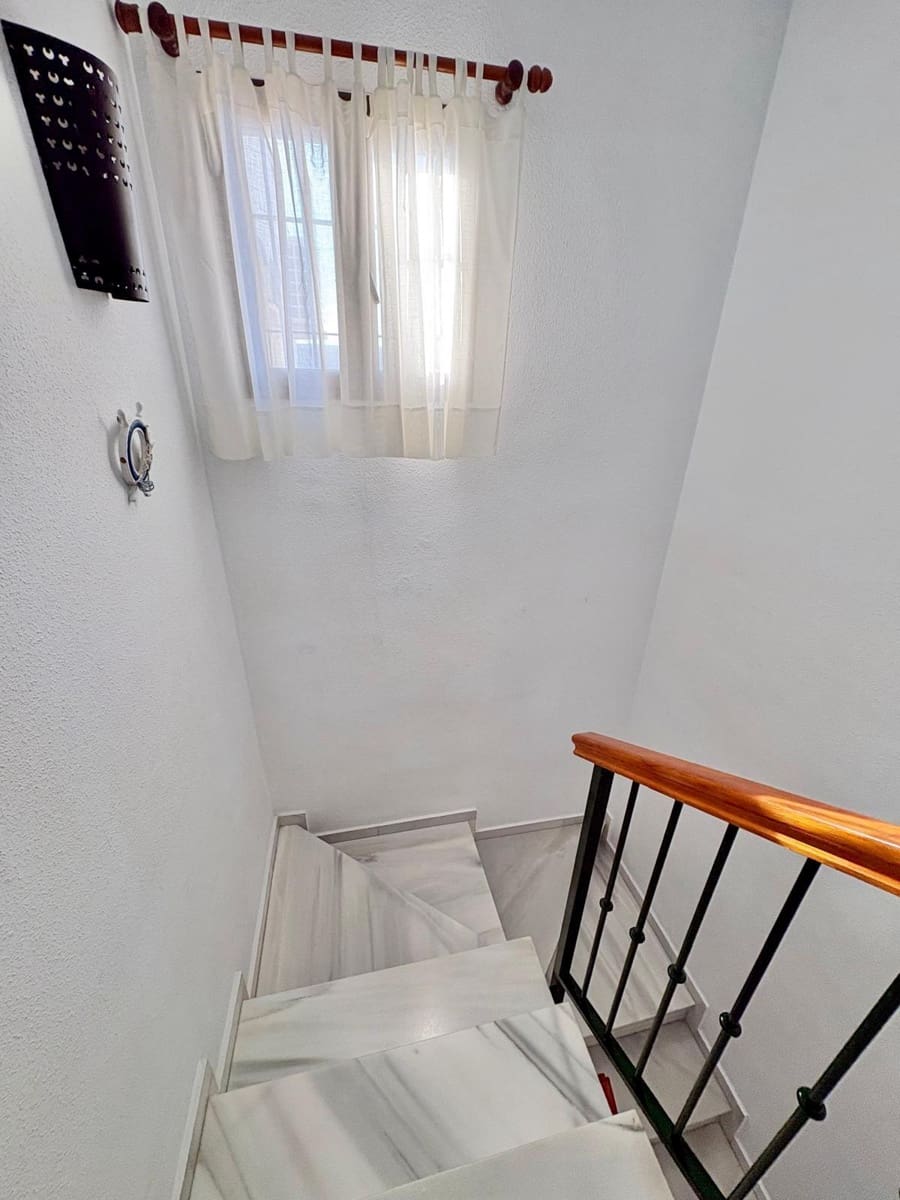 3 Zimmer Reihenhaus zu verkaufen in Caleta de Velez mit Pool - 409.900 € (Ref: 10166802)