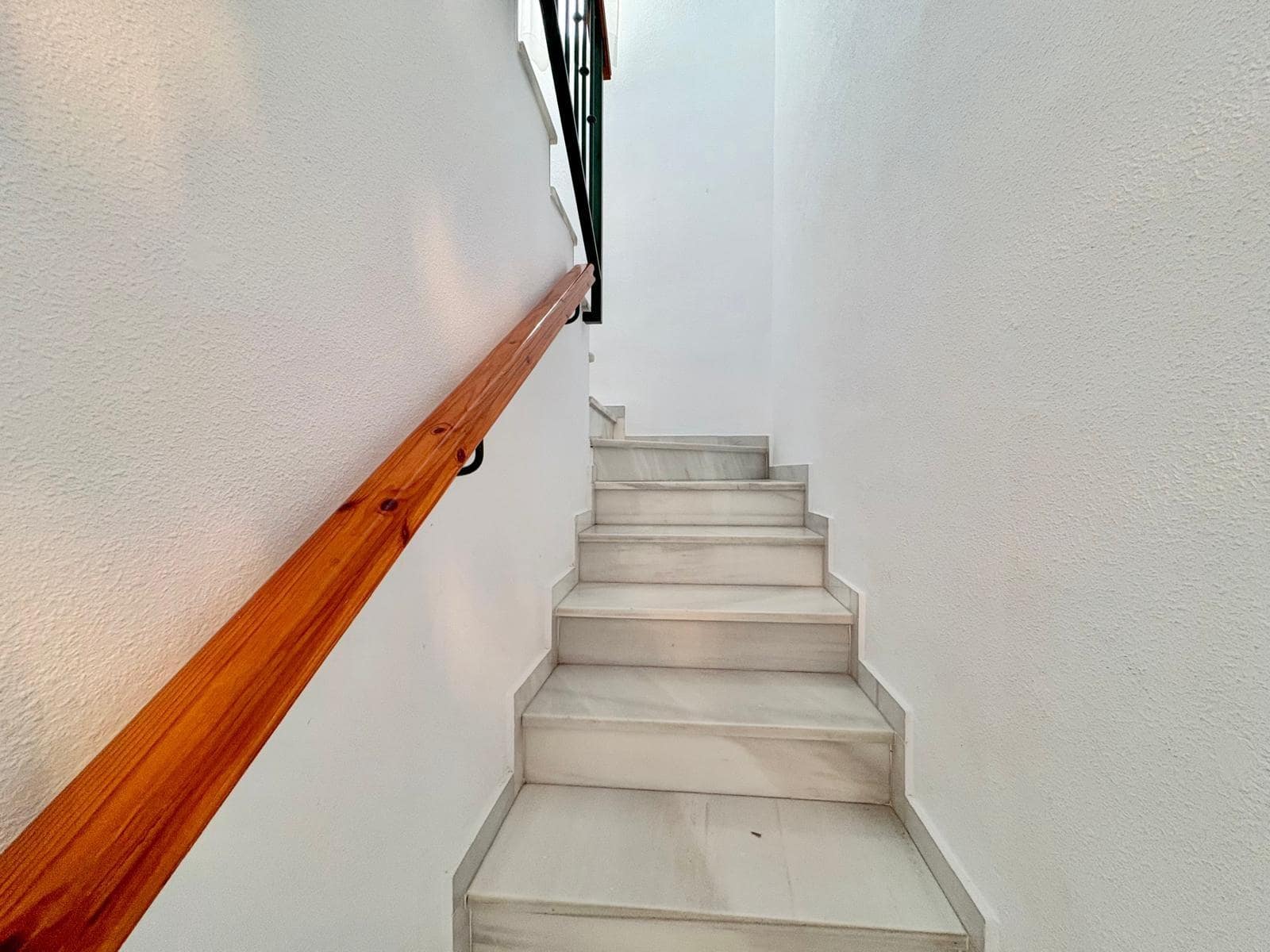 3 Zimmer Reihenhaus zu verkaufen in Caleta de Velez mit Pool - 409.900 € (Ref: 10166802)
