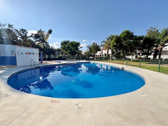 3 Zimmer Reihenhaus zu verkaufen in Caleta de Vélez, Vélez-Málaga mit Pool - 409.900 € (Ref: 10166802)