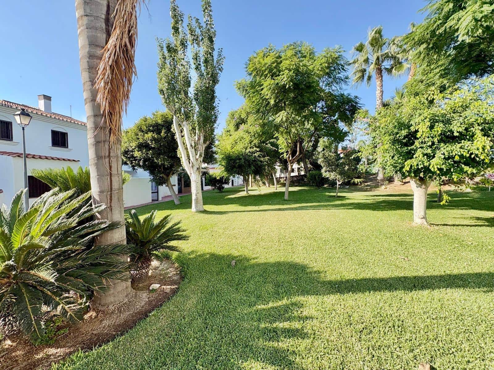 3 Zimmer Reihenhaus zu verkaufen in Caleta de Velez mit Pool - 409.900 € (Ref: 10166802)