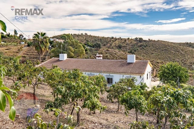 6 sovrum Finca/Hus på landet till salu i Vélez-Málaga med garage - 360 000 € (Ref: 10183045)