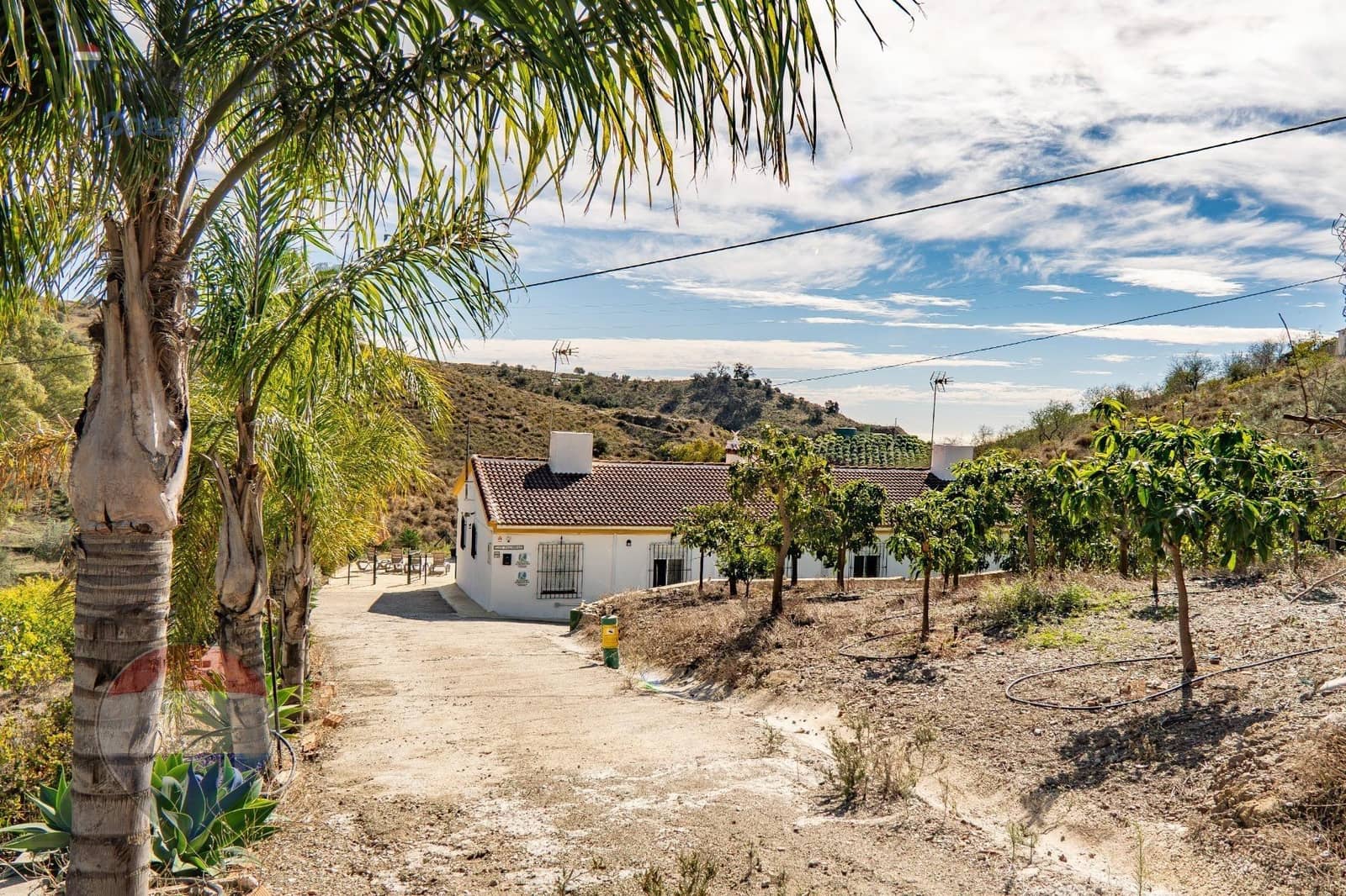 6 soverom Finca/Herregård til salgs i Velez-Malaga med garasje - € 360 000 (Ref: 10183045)