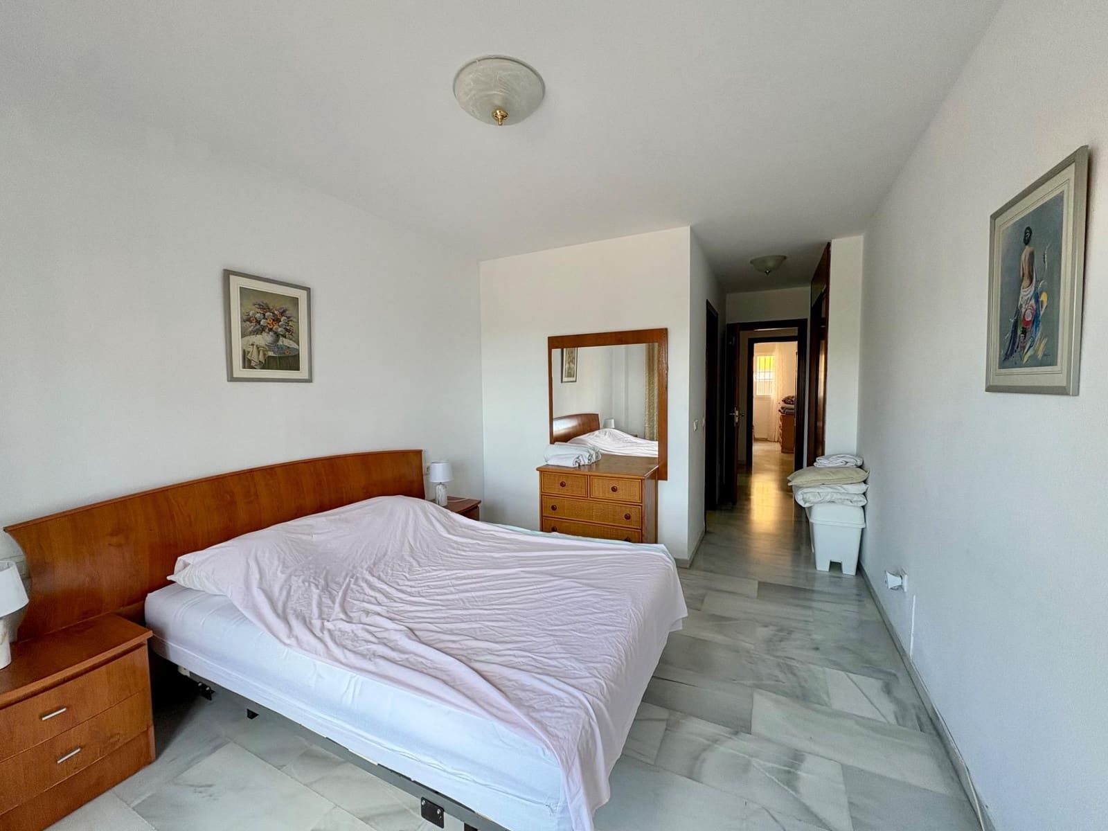 Apartamento de 2 habitaciones en Caleta de Vélez en alquiler con piscina garaje - 950 € (Ref: 10183046)