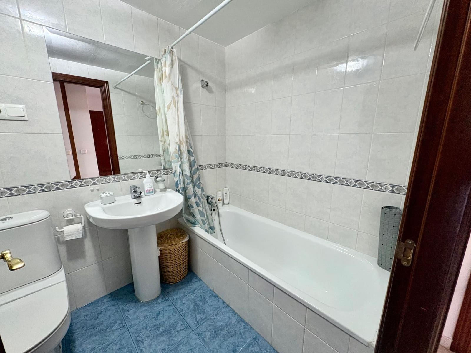 Apartamento de 2 habitaciones en Caleta de Vélez en alquiler con piscina garaje - 950 € (Ref: 10183046)