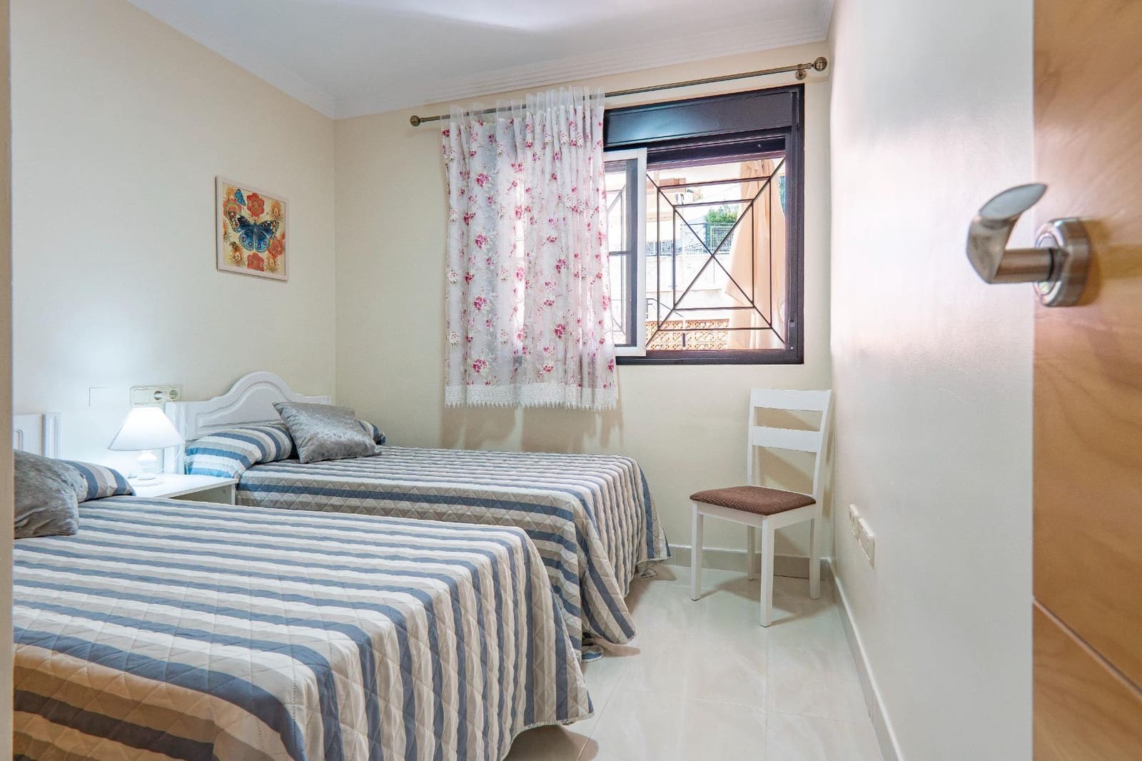 2 quarto Apartamento para arrendar em Almayate com piscina garagem - 950 € (Ref: 10187245)
