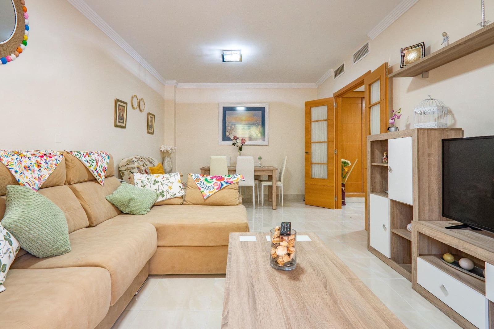 2 quarto Apartamento para arrendar em Almayate com piscina garagem - 950 € (Ref: 10187245)