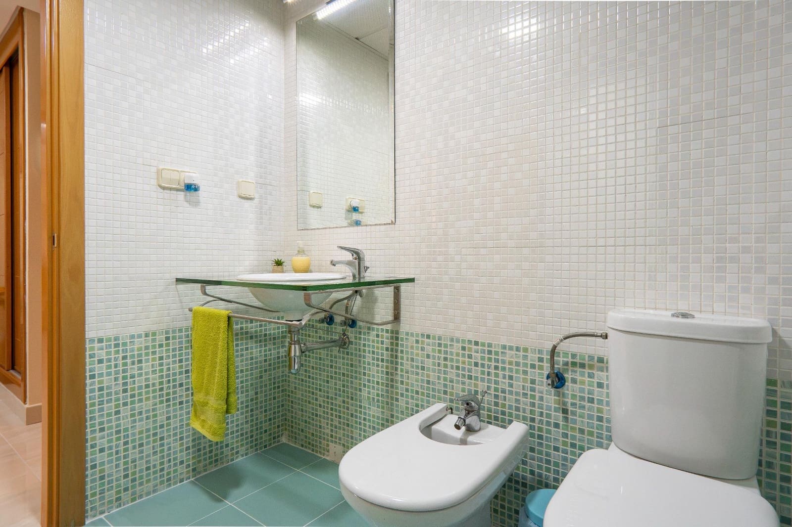 2 quarto Apartamento para arrendar em Almayate com piscina garagem - 950 € (Ref: 10187245)