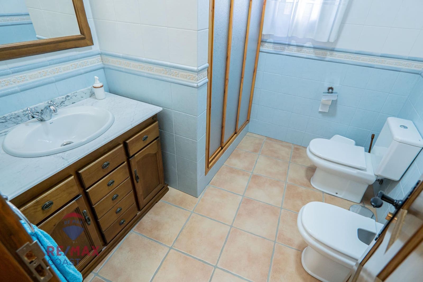 6 bedroom Finca/Country House for sale in Colmenar - € 395,000 (Ref: 7546777)