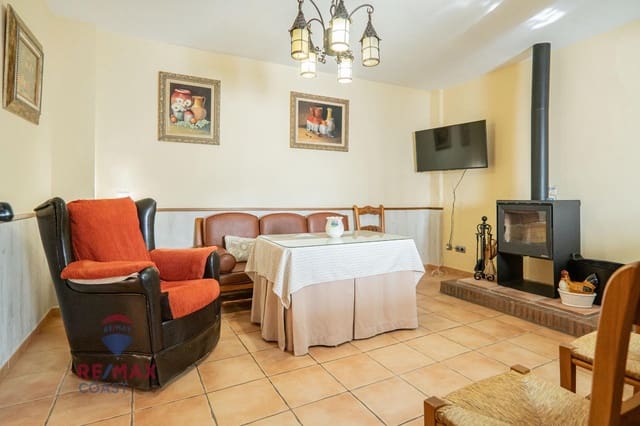 6 bedroom Finca/Country House for sale in Colmenar - € 395,000 (Ref: 7546777)
