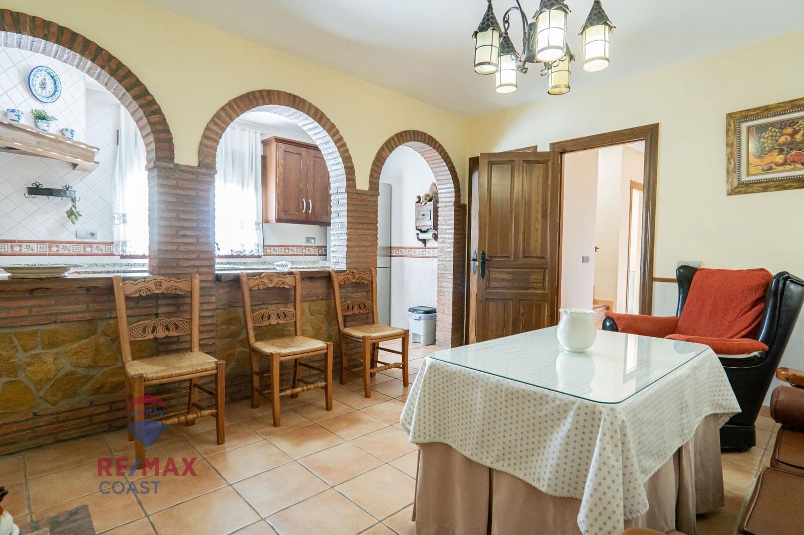 6 bedroom Finca/Country House for sale in Colmenar - € 395,000 (Ref: 7546777)