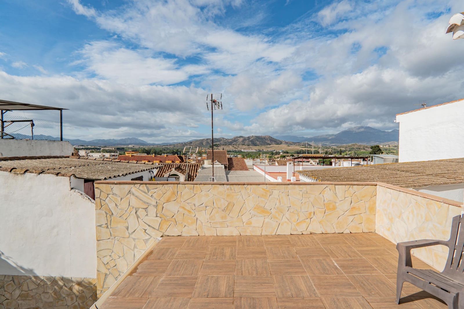 4 makuuhuone Huvila myytävänä paikassa Pizarra mukana uima-altaan - 279 000 € (Ref: 7862505)