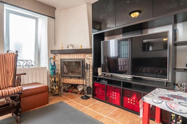 4 soveværelse Villa til salg i Pizarra med swimmingpool - € 279.000 (Ref: 7862505)