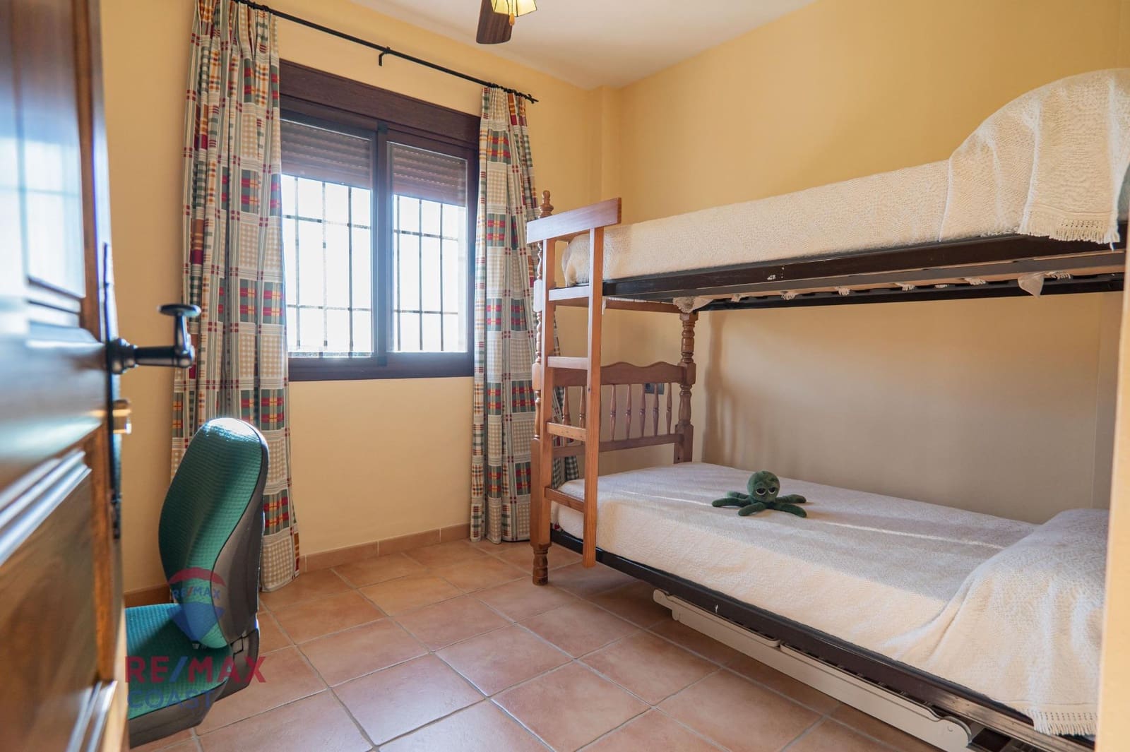 5 bedroom Finca/Country House for rent in Colmenar - € 1,300 (Ref: 8090324)