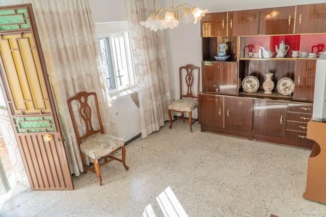 4 makuuhuone Omakotitalo myytävänä paikassa El Borge - 79 000 € (Ref: 8138870)