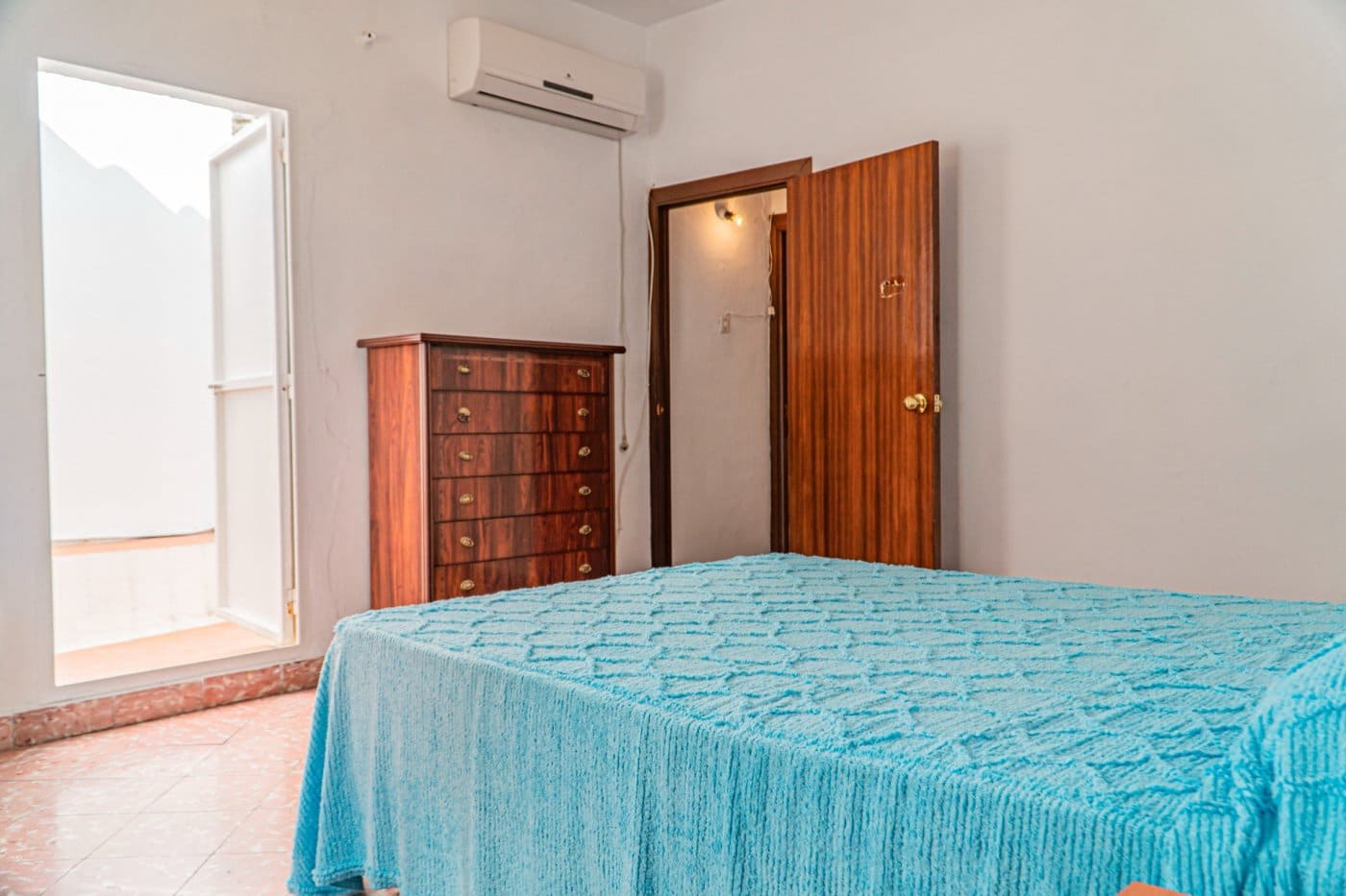 4 makuuhuone Omakotitalo myytävänä paikassa El Borge - 79 000 € (Ref: 8138870)