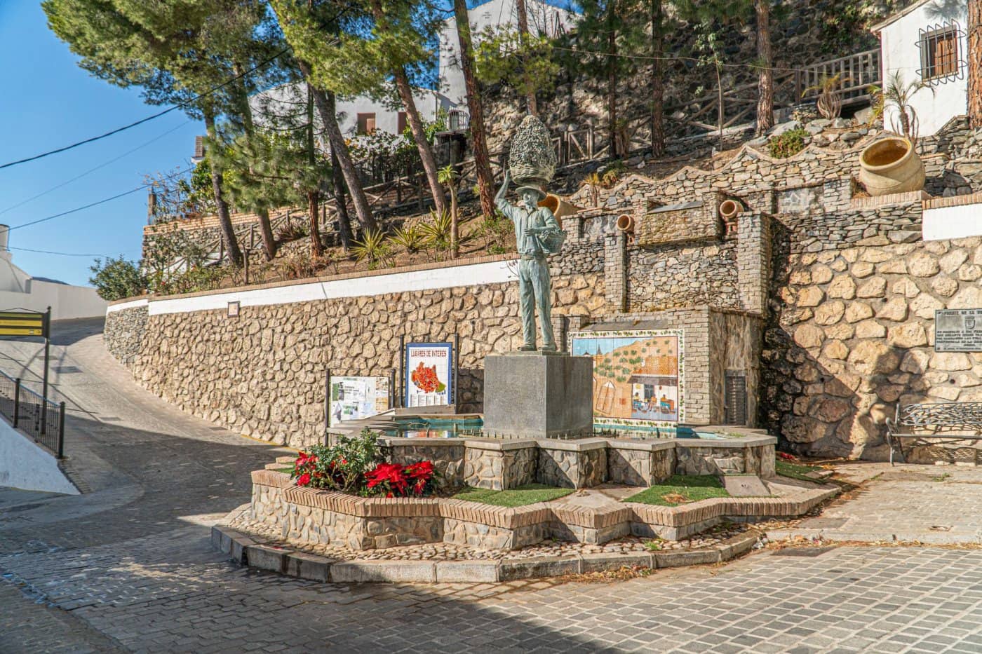 4 makuuhuone Omakotitalo myytävänä paikassa El Borge - 79 000 € (Ref: 8138870)