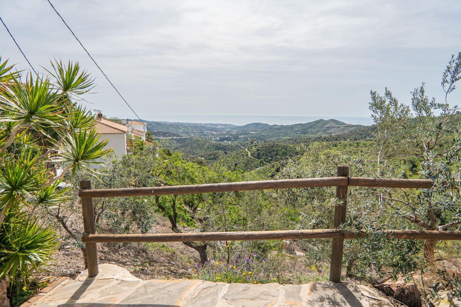 4 bedroom Villa for sale in Benaque - € 149,000 (Ref: 8254165)