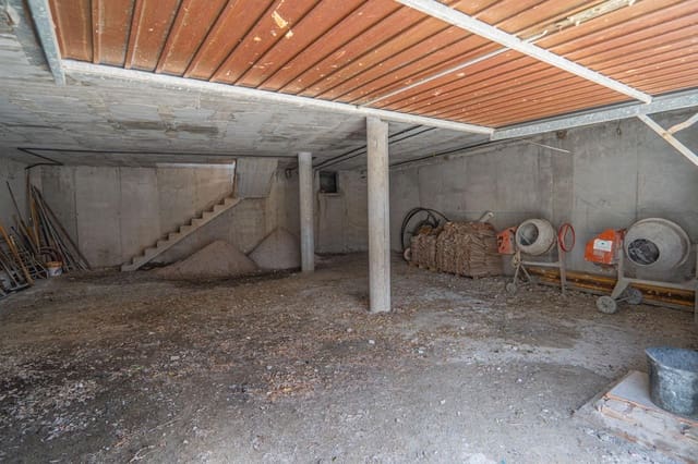 4 makuuhuone Huvila myytävänä paikassa Benaque, Macharaviaya - 149 000 € (Ref: 8254165)