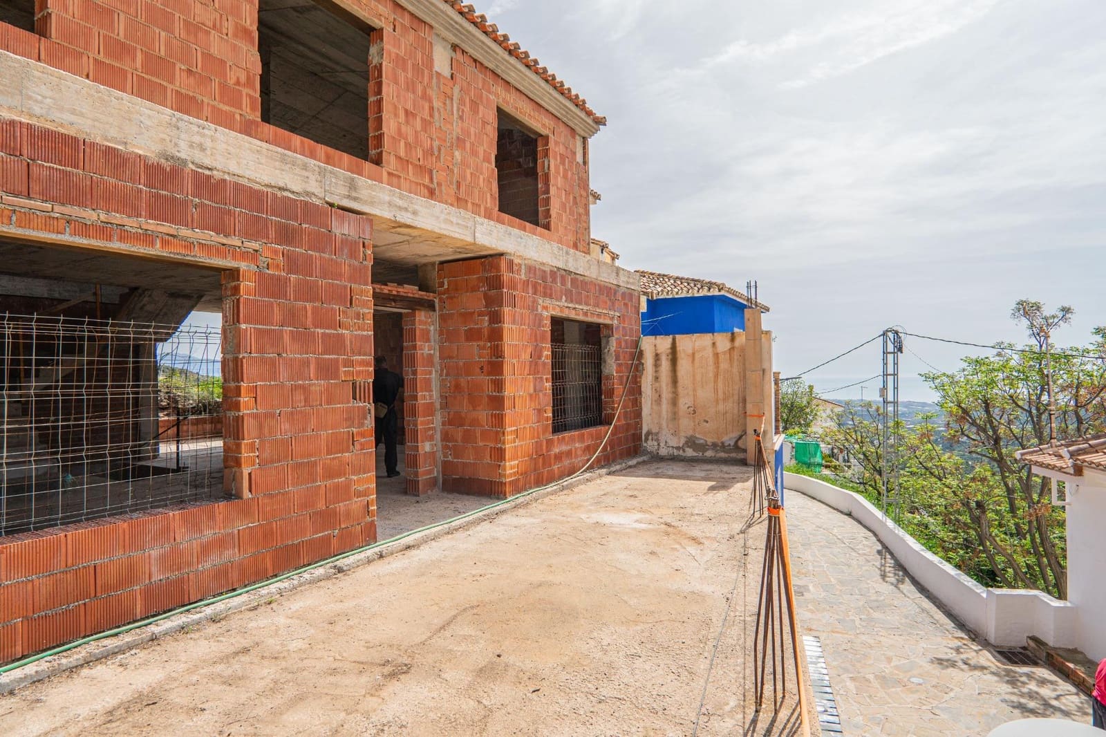 4 bedroom Villa for sale in Benaque - € 149,000 (Ref: 8254165)