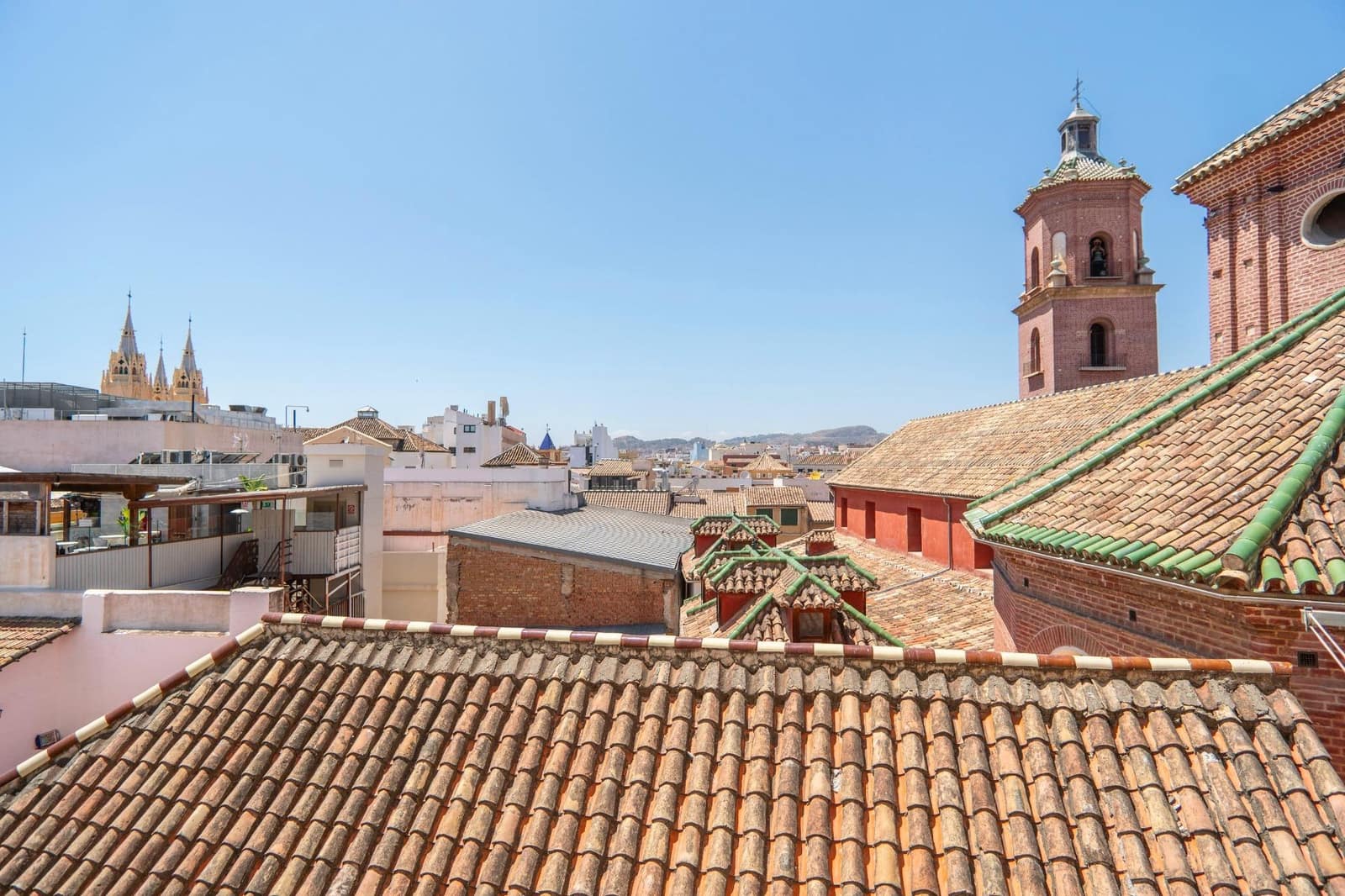 Kontor til leje i Malaga by - € 1.500 (Ref: 8437329)