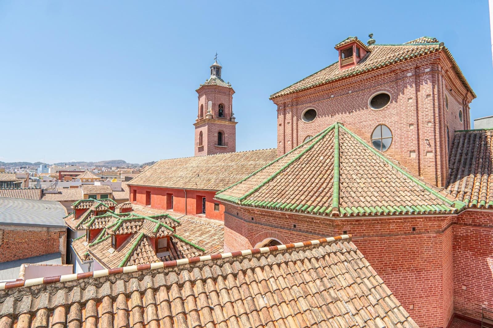 Kantoor te huur in Malaga stad - € 1.500 (Ref: 8437329)
