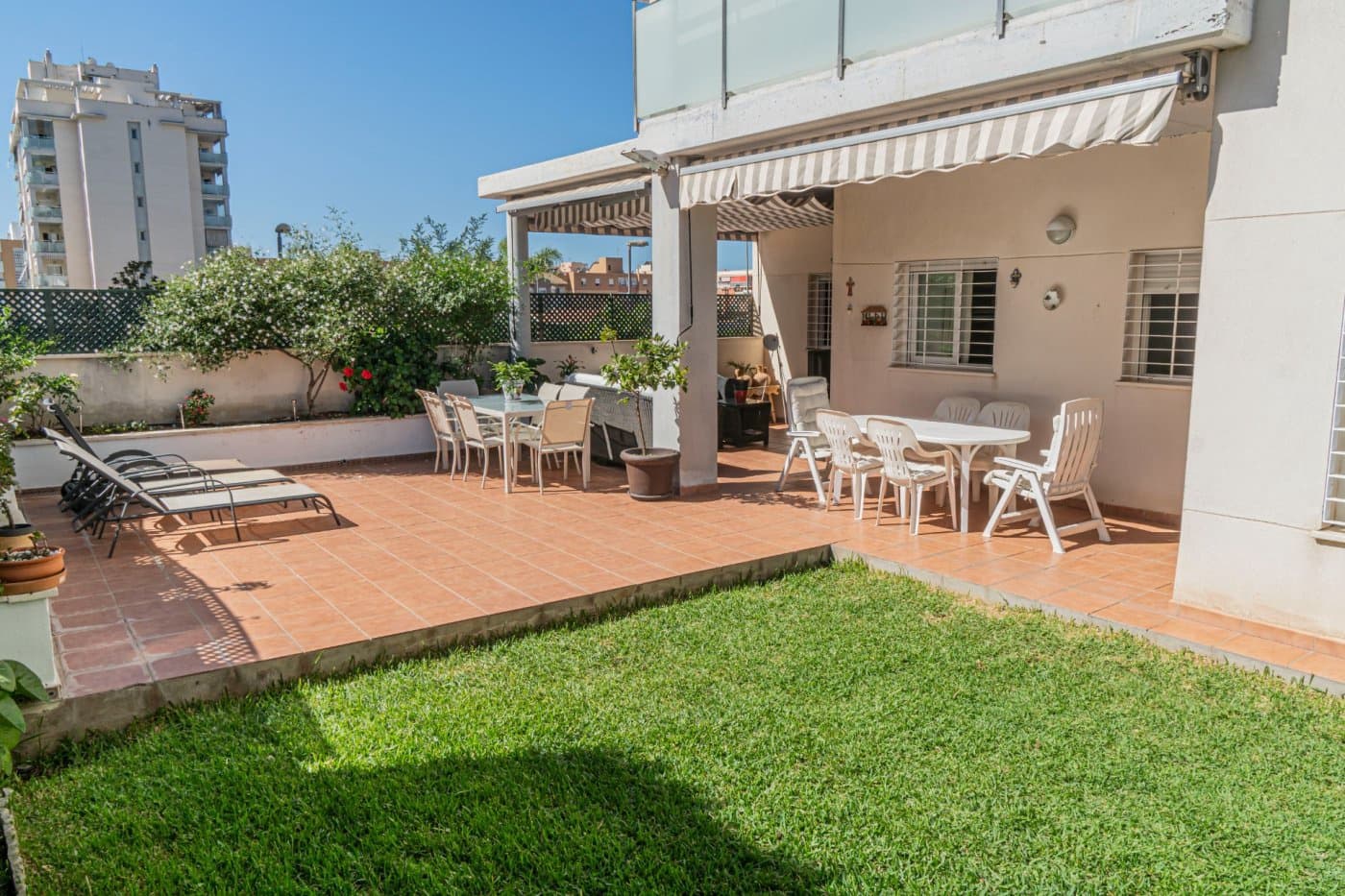 3 bedroom Apartment for rent in Rincon de la Victoria with pool garage - € 1,400 (Ref: 8495163)