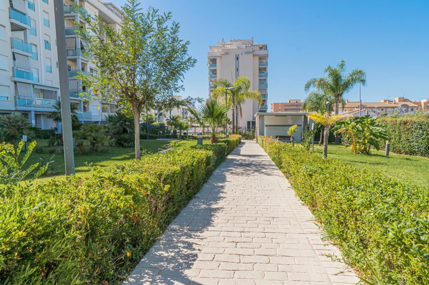 3 bedroom Apartment for rent in Rincon de la Victoria with pool garage - € 1,400 (Ref: 8495163)