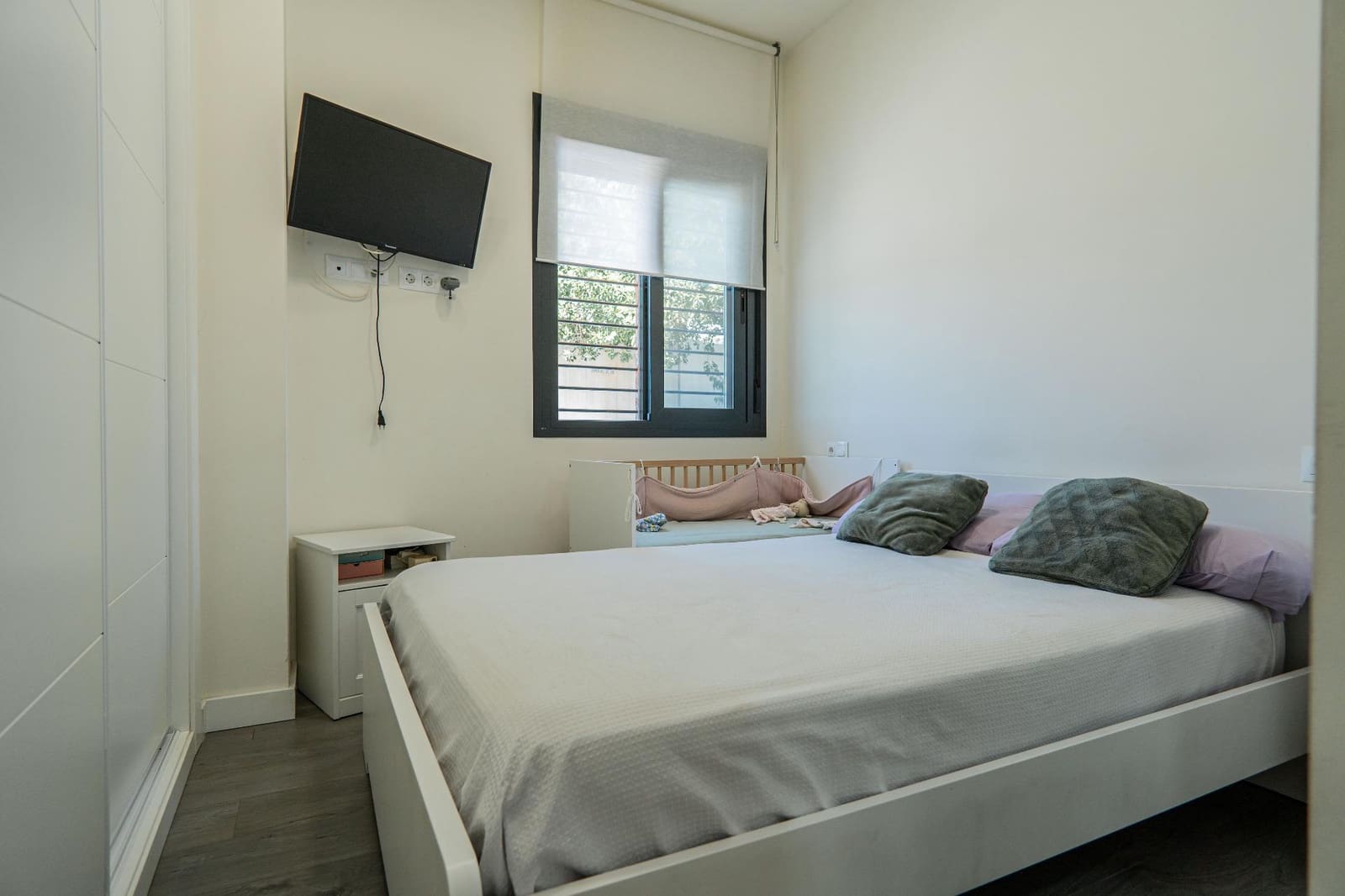 2 bedroom Flat for rent in Velez-Malaga - € 1,200 (Ref: 8552112)