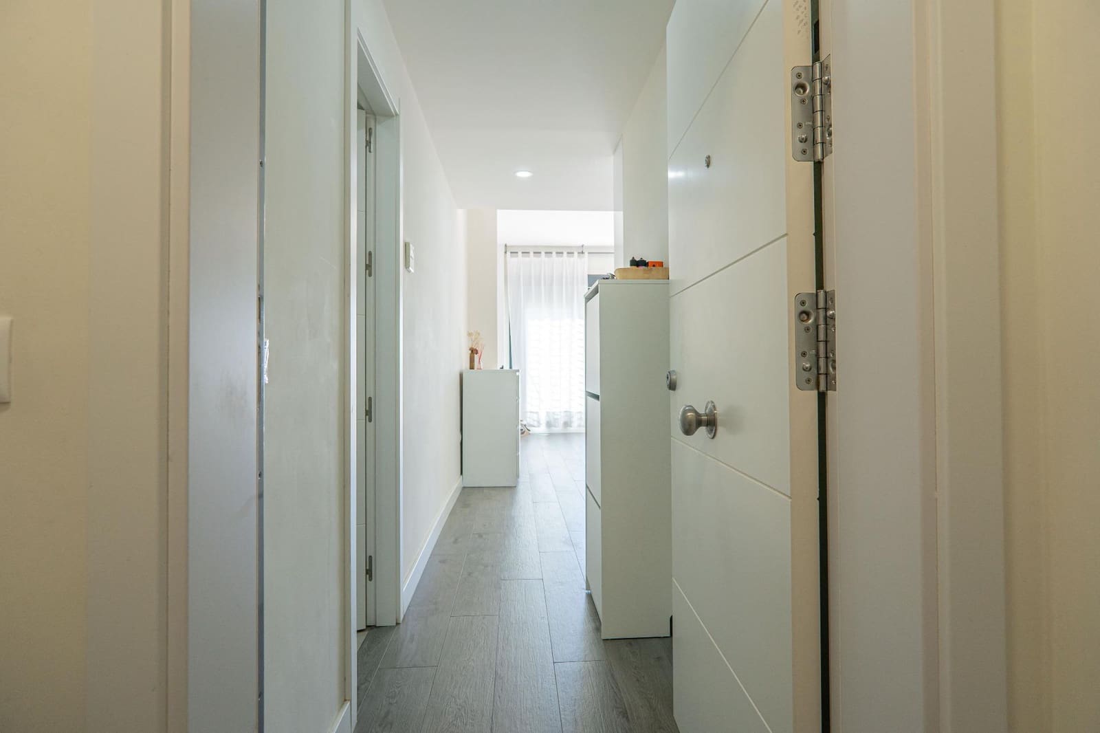 2 bedroom Flat for rent in Velez-Malaga - € 1,200 (Ref: 8552112)