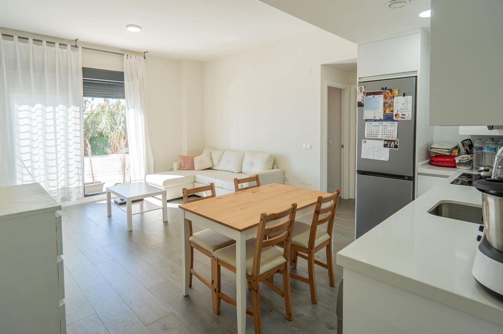 2 bedroom Flat for rent in Velez-Malaga - € 1,200 (Ref: 8552112)