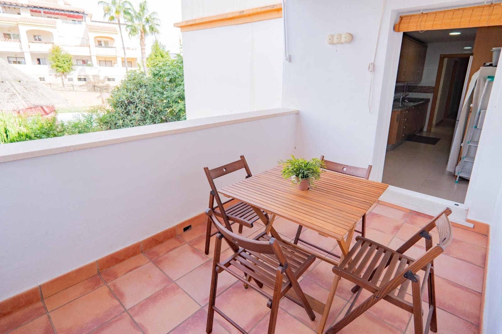 2 slaapkamer Flat te huur in Caleta de Velez met zwembad garage - € 900 (Ref: 8576478)