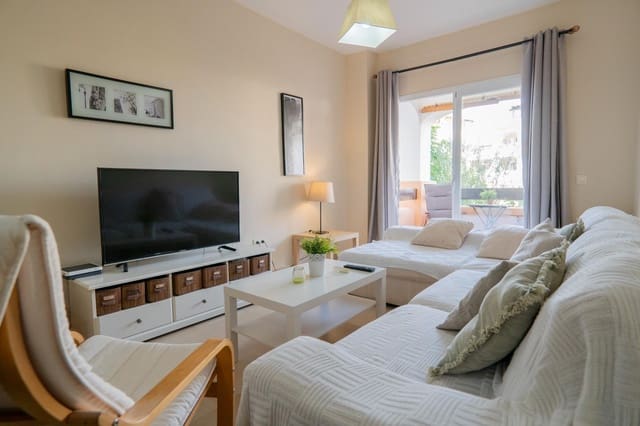 2 bedroom Flat for rent in Caleta de Vélez, Vélez-Málaga with pool garage - € 900 (Ref: 8576478)