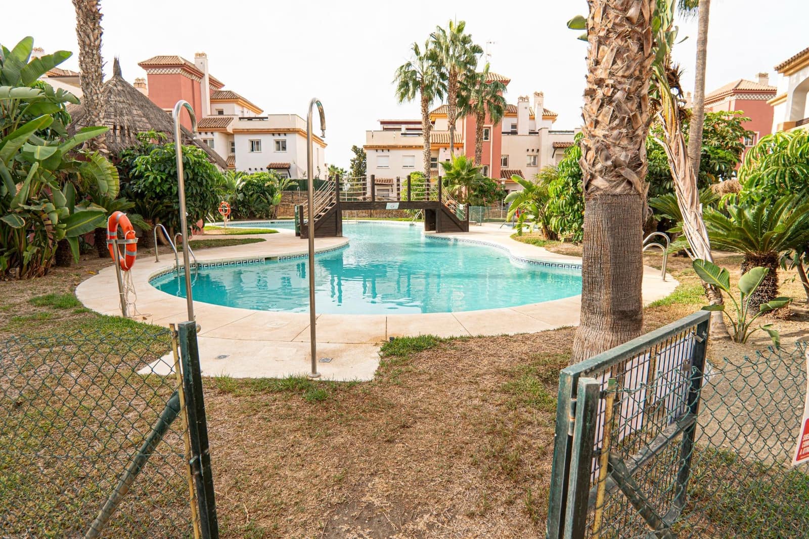 2 slaapkamer Flat te huur in Caleta de Velez met zwembad garage - € 900 (Ref: 8576478)