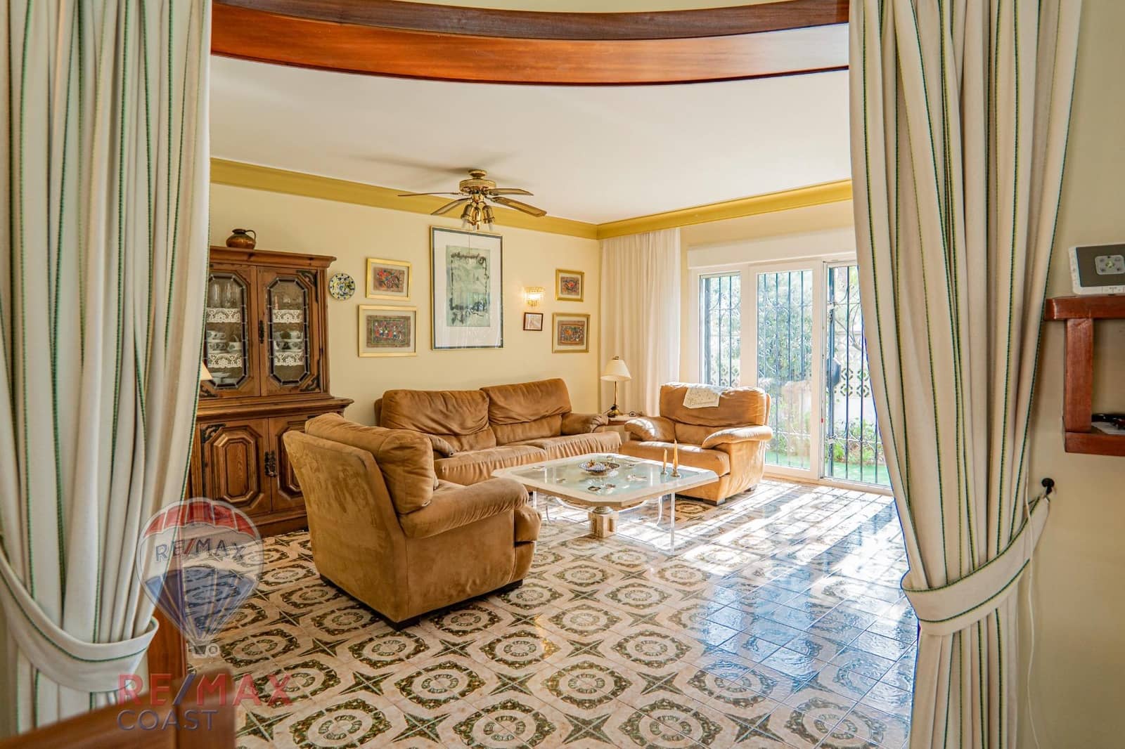 4 sypialnia Willa na sprzedaż w Torrox-Costa z garażem - 748 000 € (Ref: 8636551)